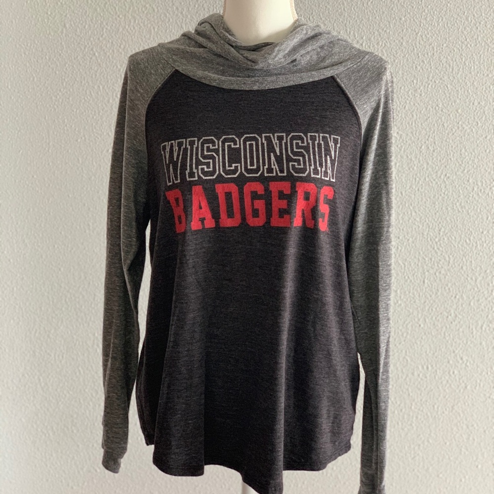 WI Badger’s Hooded Long Sleeve